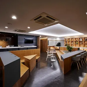 Etwas Tenjin Hotel